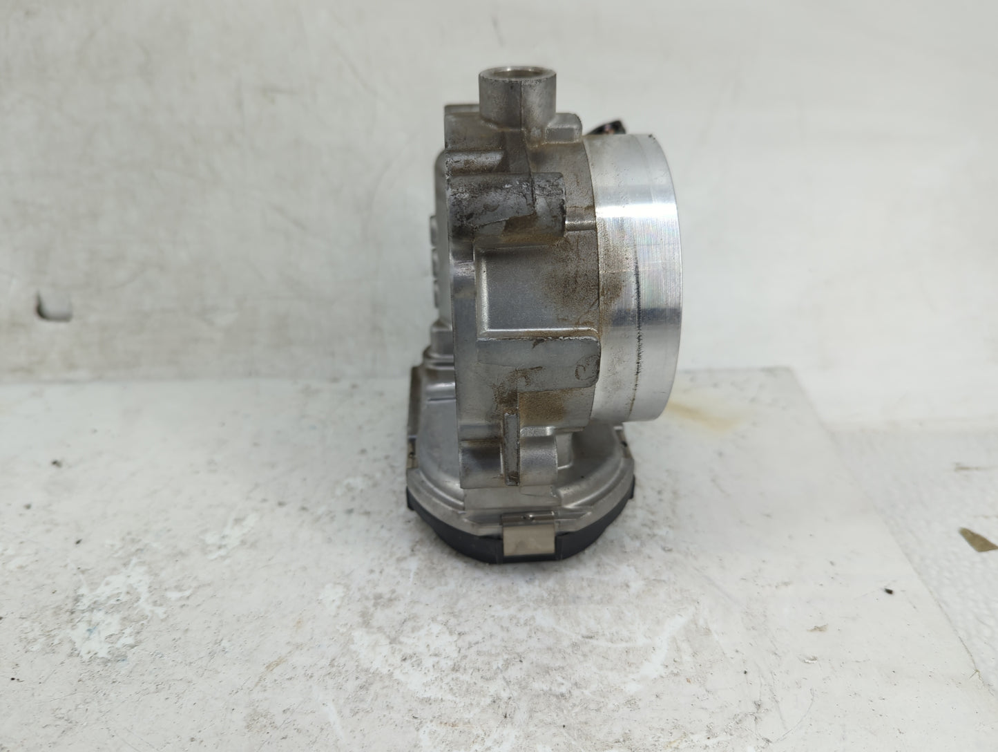 2011-2014 Dodge Avenger Throttle Body P/N:0 280 750 570 05184349AC Fits OEM Used Auto Parts - Oemusedautoparts1.com