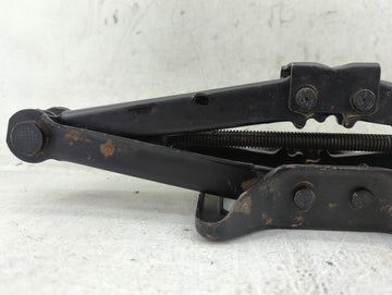 2013 Dodge Avenger Spare Scissor Car Jack