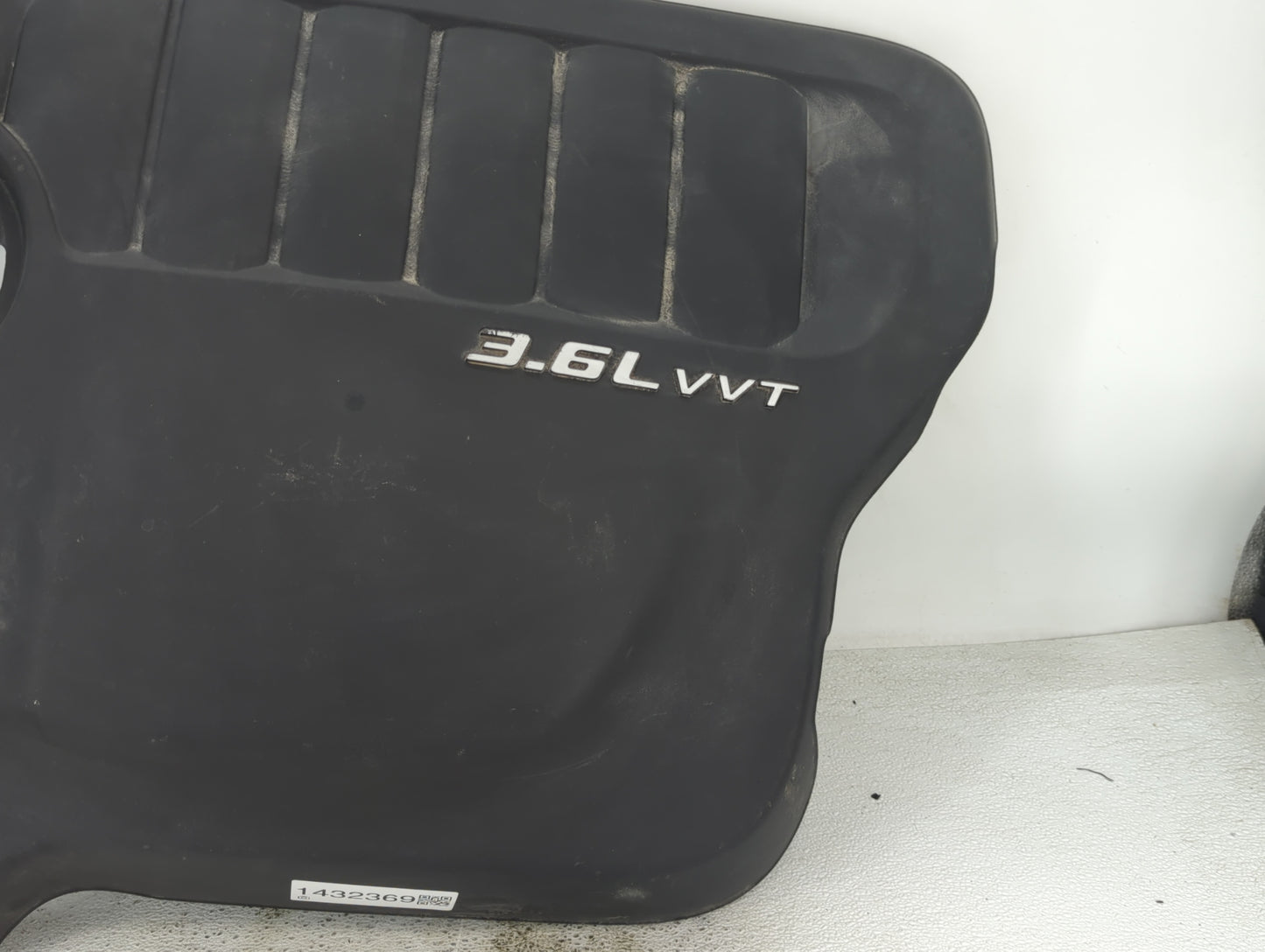 2013 Dodge Avenger Engine Cover 1432369 - Oemusedautoparts1.com