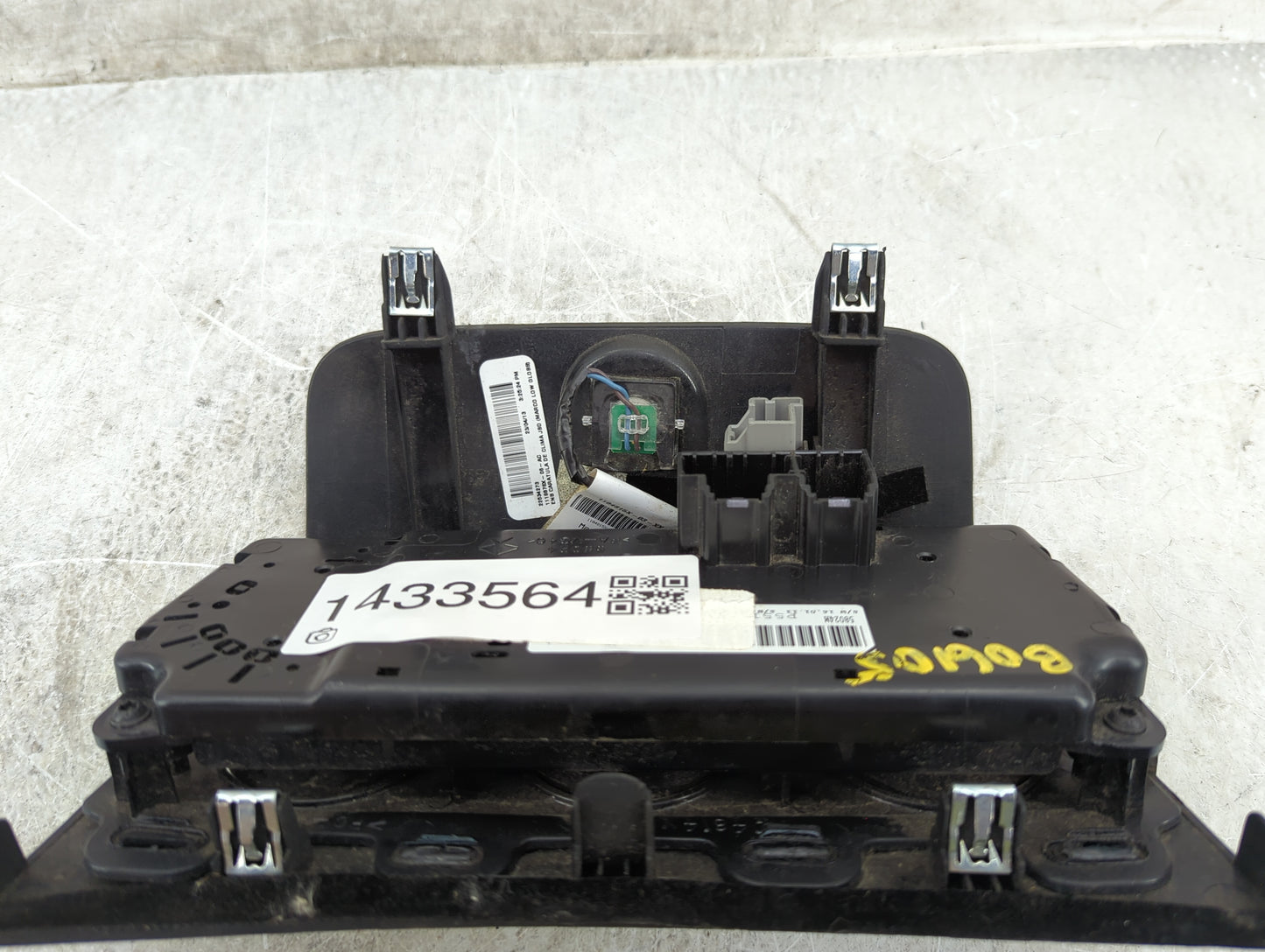 2008-2014 Dodge Avenger Climate Control Module Temperature AC/Heater Replacement P/N:55111888A Fits OEM Used Auto Parts - Oe