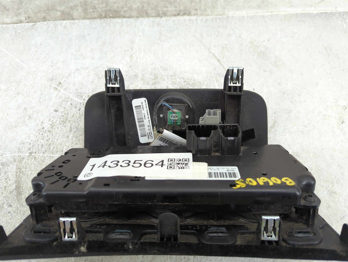 2008-2014 Dodge Avenger Climate Control Module Temperature AC/Heater Replacement P/N:55111888A Fits OEM Used Auto Parts - Oe