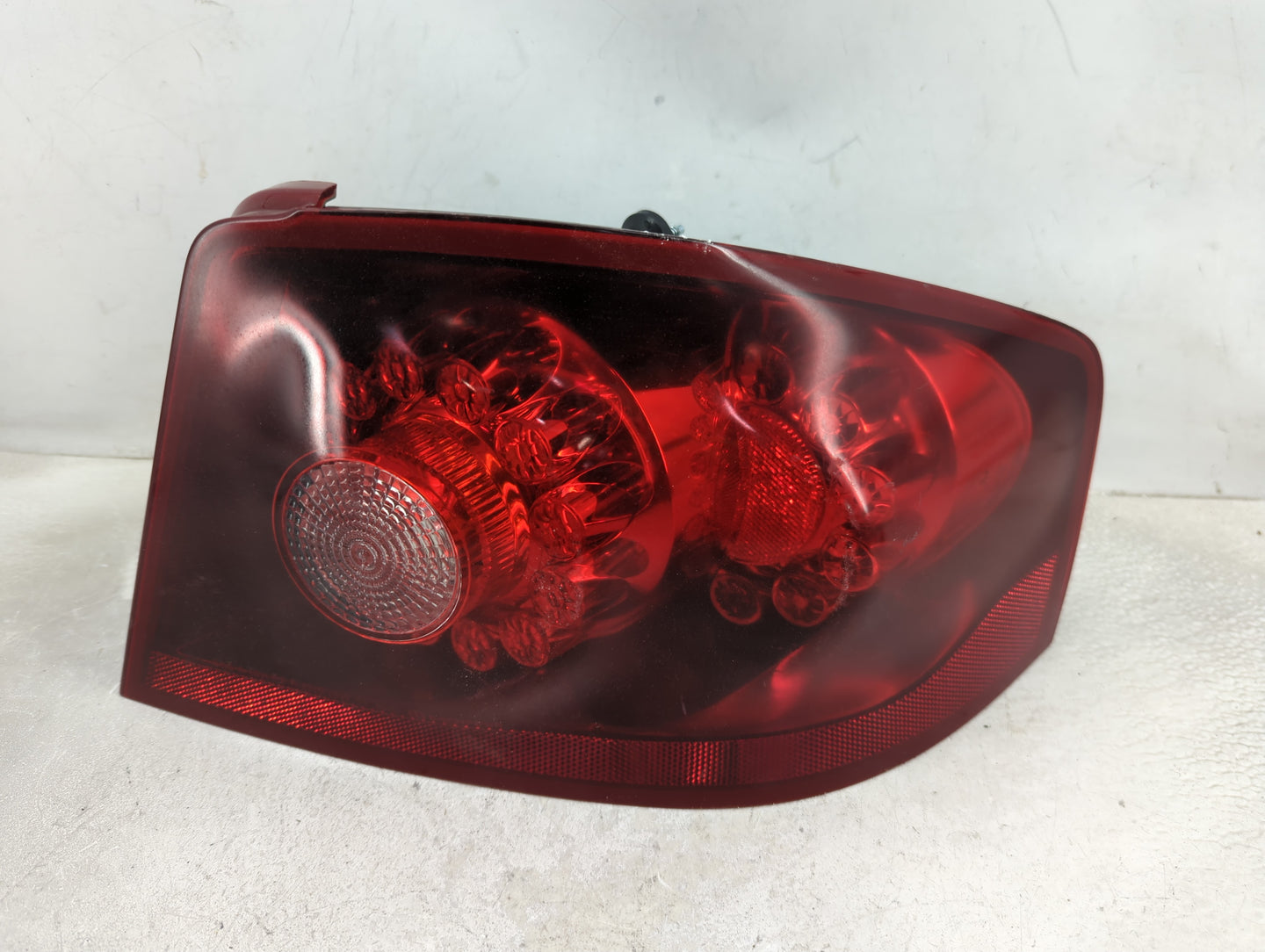 2011-2014 Dodge Avenger Tail Light Assembly Passenger Right OEM P/N:05182522AB Fits Fits 2011 2012 2013 2014 OEM Used Auto P