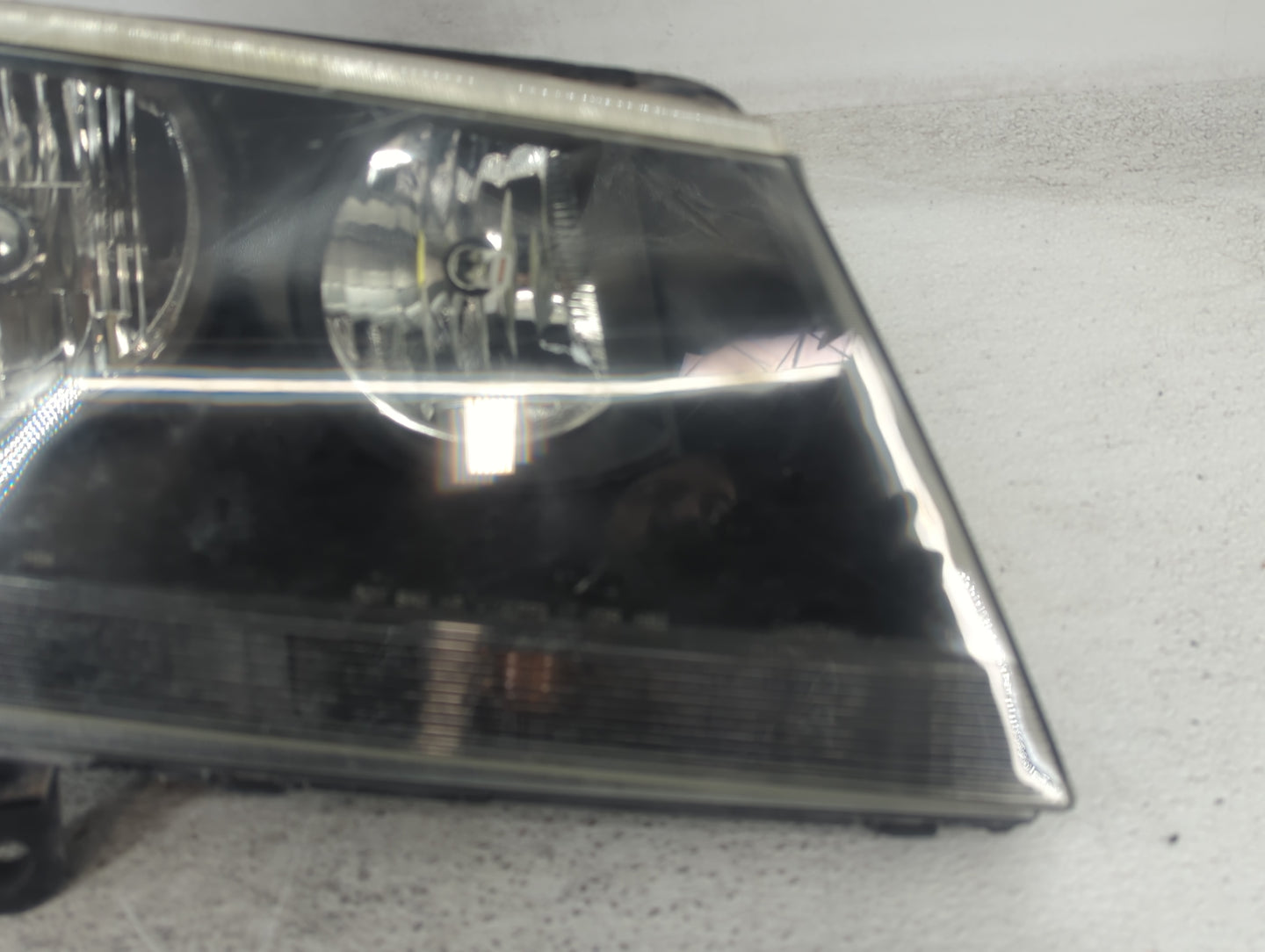 2008-2014 Dodge Avenger Passenger Right Oem Head Light Headlight Lamp - Oemusedautoparts1.com