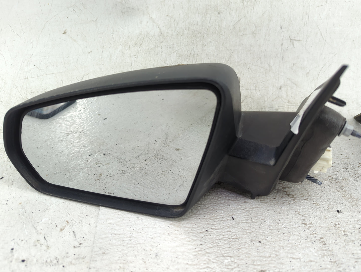 2008-2014 Dodge Avenger Driver Side View Mirror - Left Door Mirror OEM Used - Oemusedautoparts1.com