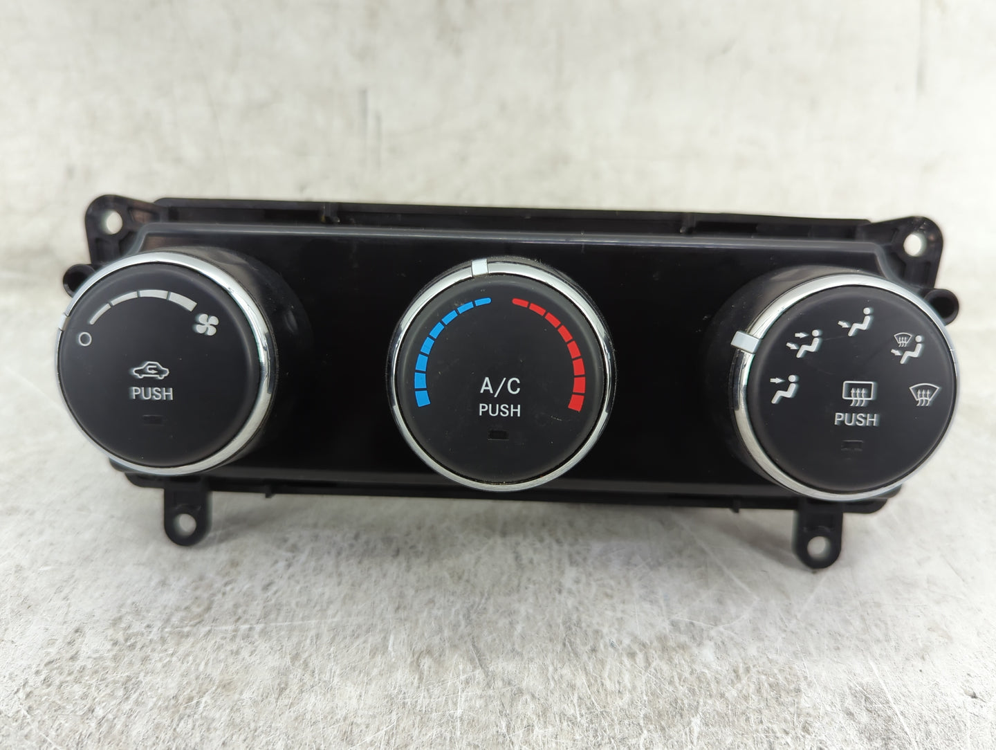 2013 Dodge Avenger Climate Control Module Temperature AC/Heater Replacement P/N:61036A Fits OEM Used Auto Parts - Oemusedaut