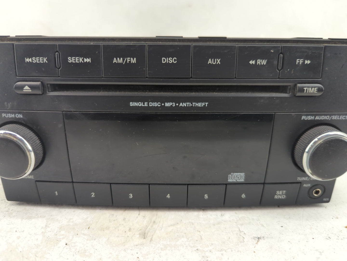 2013-2014 Dodge Avenger Radio AM FM Cd Player Receiver Replacement P/N:P05091195AC Fits Fits 2013 2014 OEM Used Auto Parts -