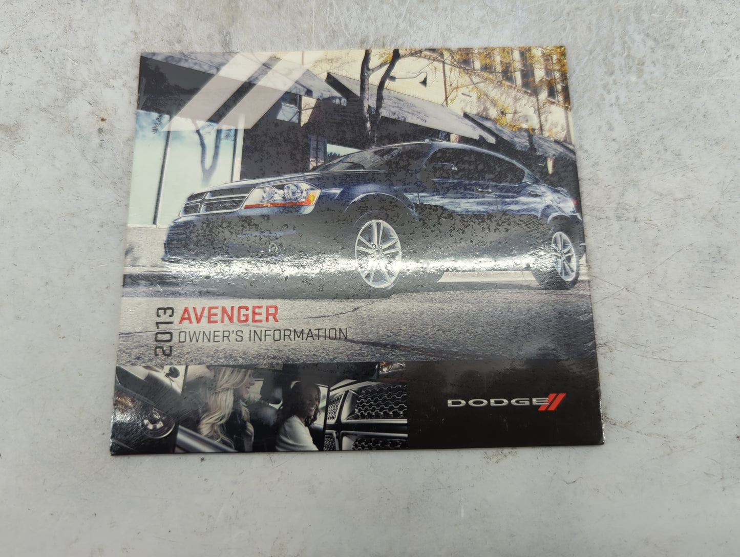 2013 Dodge Avenger Owners Manual Book Guide P/N:13D41-926-AA OEM Used Auto Parts - Oemusedautoparts1.com