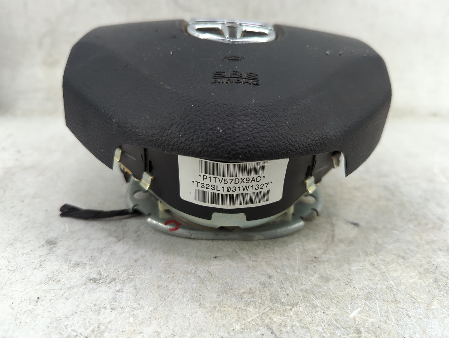 2011-2014 Dodge Avenger Air Bag Driver Left Steering Wheel Mounted P/N:P1TV57DX9AC Fits Fits 2011 2012 2013 2014 OEM Used Au
