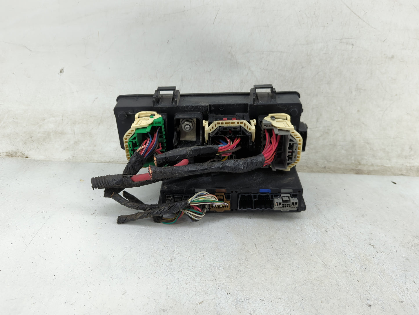2011-2014 Dodge Avenger Fusebox Fuse Box Relay Module Tipm 1466629 - Oemusedautoparts1.com