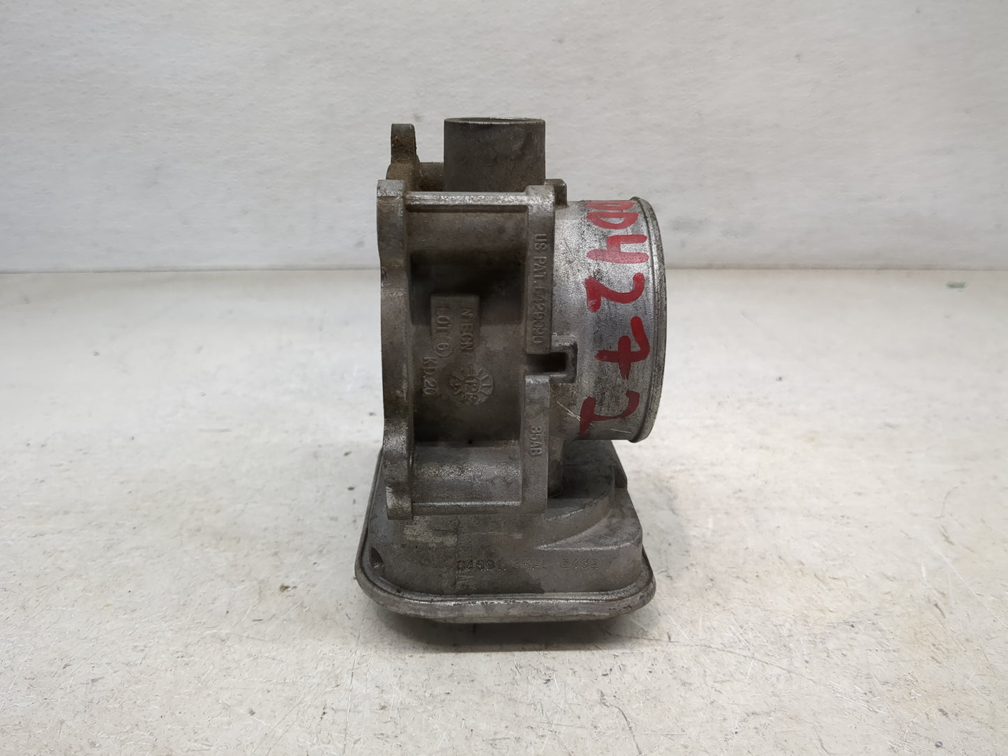 2008-2014 Dodge Avenger Throttle Body Fits Fits 2007 2008 2009 2010 2011 2012 2013 2014 2015 2016 2017 2018 OEM Used Auto Pa