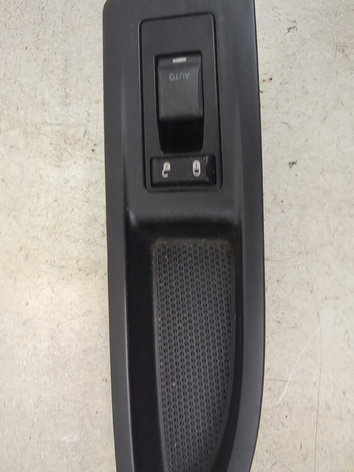 2013 Dodge Avenger Master Power Window Switch Replacement Driver Side Left P/N:04602786AA Fits OEM Used Auto Parts - Oemused