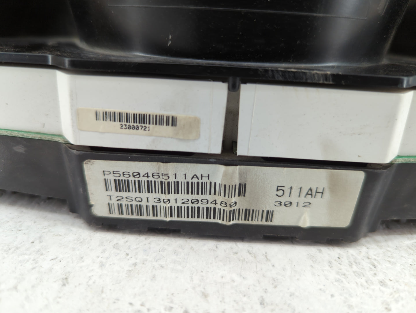 2011-2014 Dodge Avenger Instrument Cluster Speedometer Gauges P/N:P56046511AE P56046511AH Fits Fits 2011 2012 2013 2014 OEM 