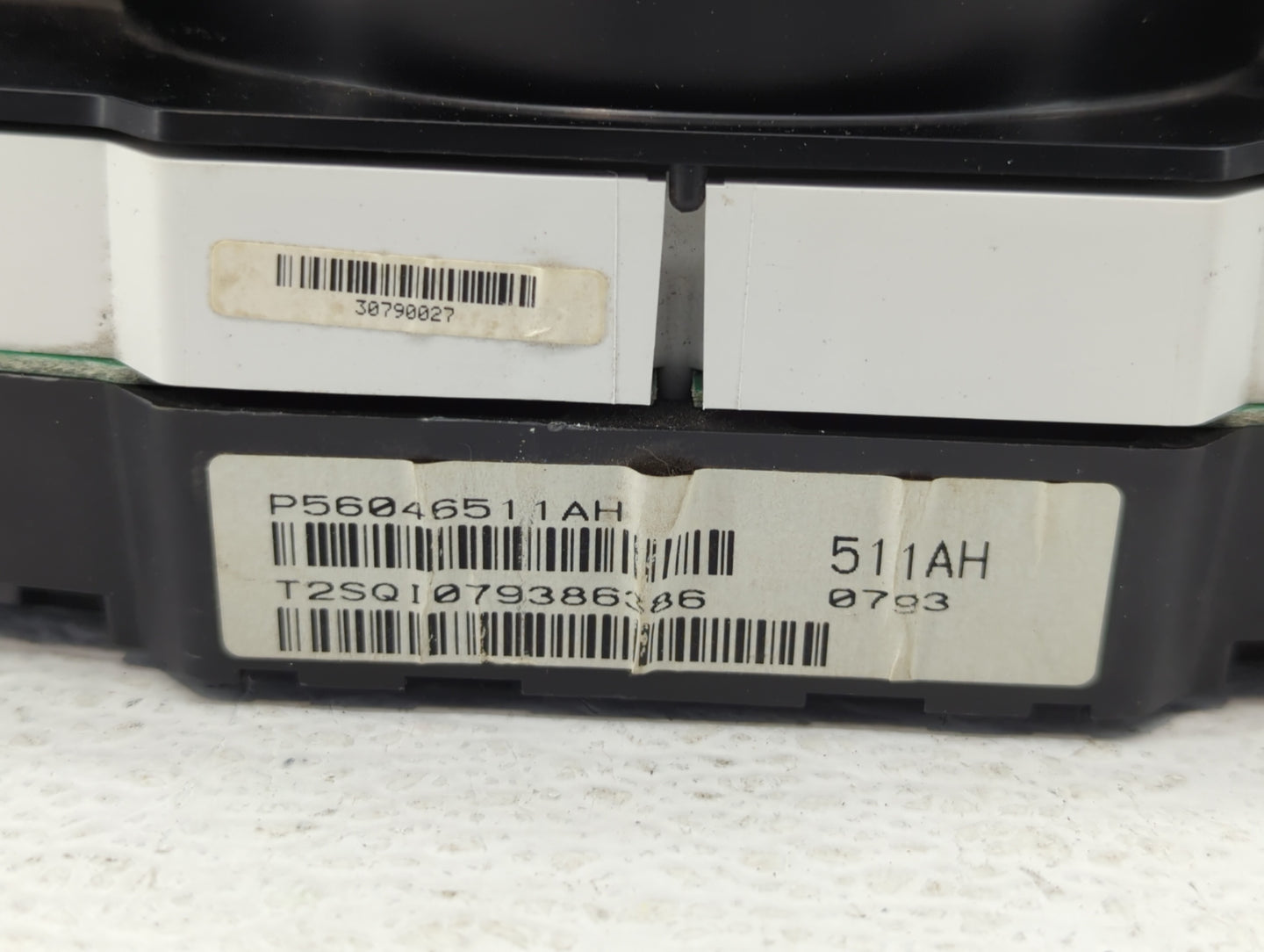 2011-2014 Dodge Avenger Instrument Cluster Speedometer Gauges P/N:P56046511AC P56046511AE Miles: Fits Fits 2011 2012 2013 20