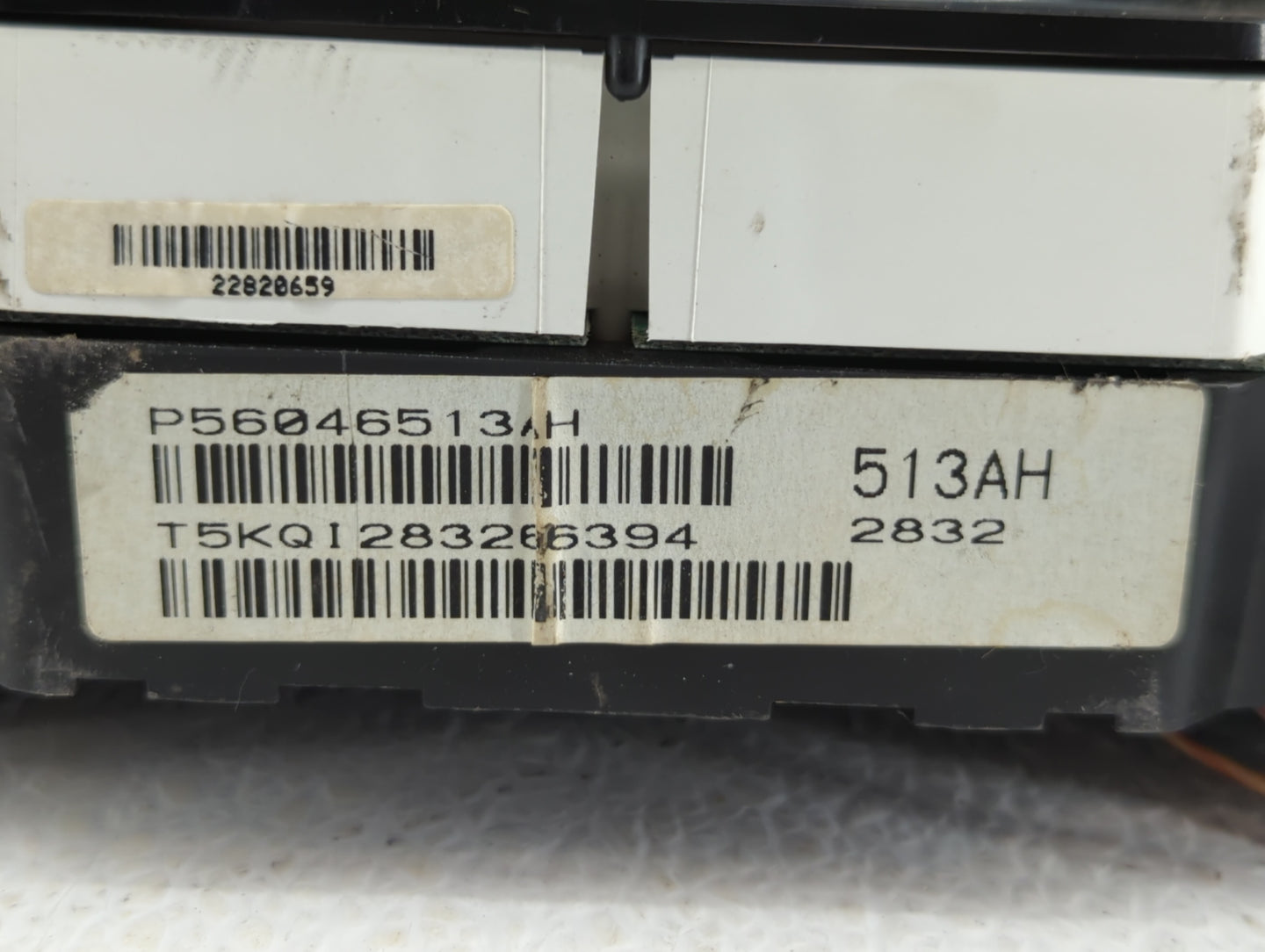 2011-2014 Dodge Avenger Instrument Cluster Speedometer Gauges P/N:P056046513AH P56046511AC Fits Fits 2011 2012 2013 2014 OEM