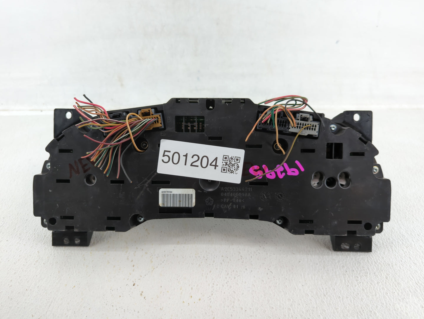 2011-2014 Dodge Avenger Instrument Cluster Speedometer Gauges P/N:P056046513AH P56046511AC Fits Fits 2011 2012 2013 2014 OEM