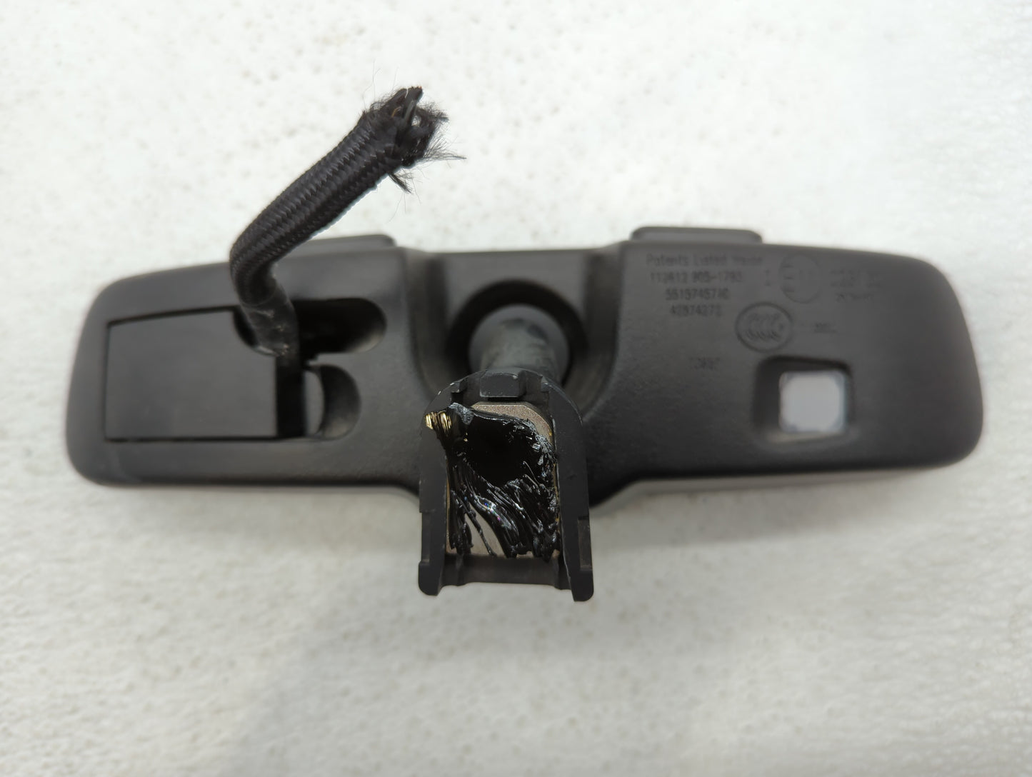 2013 Dodge Avenger Interior Rear View Mirror Replacement OEM P/N:E11026130 Fits OEM Used Auto Parts - Oemusedautoparts1.com