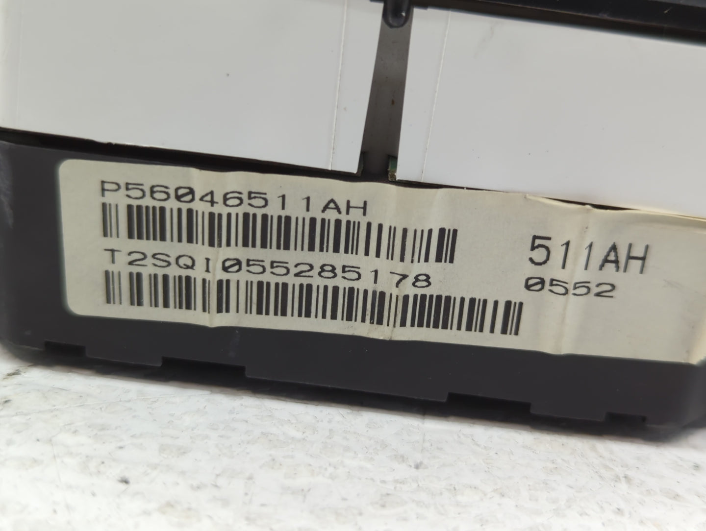 2011-2014 Dodge Avenger Instrument Cluster Speedometer Gauges P/N:P56046511AH Fits Fits 2011 2012 2013 2014 OEM Used Auto Pa