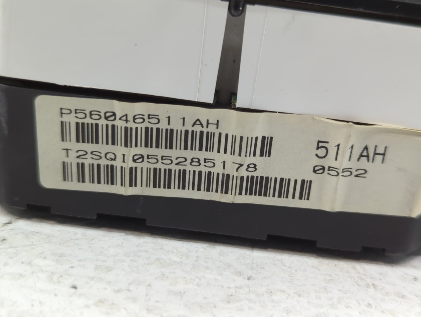 2011-2014 Dodge Avenger Instrument Cluster Speedometer Gauges P/N:P56046511AH Fits Fits 2011 2012 2013 2014 OEM Used Auto Pa