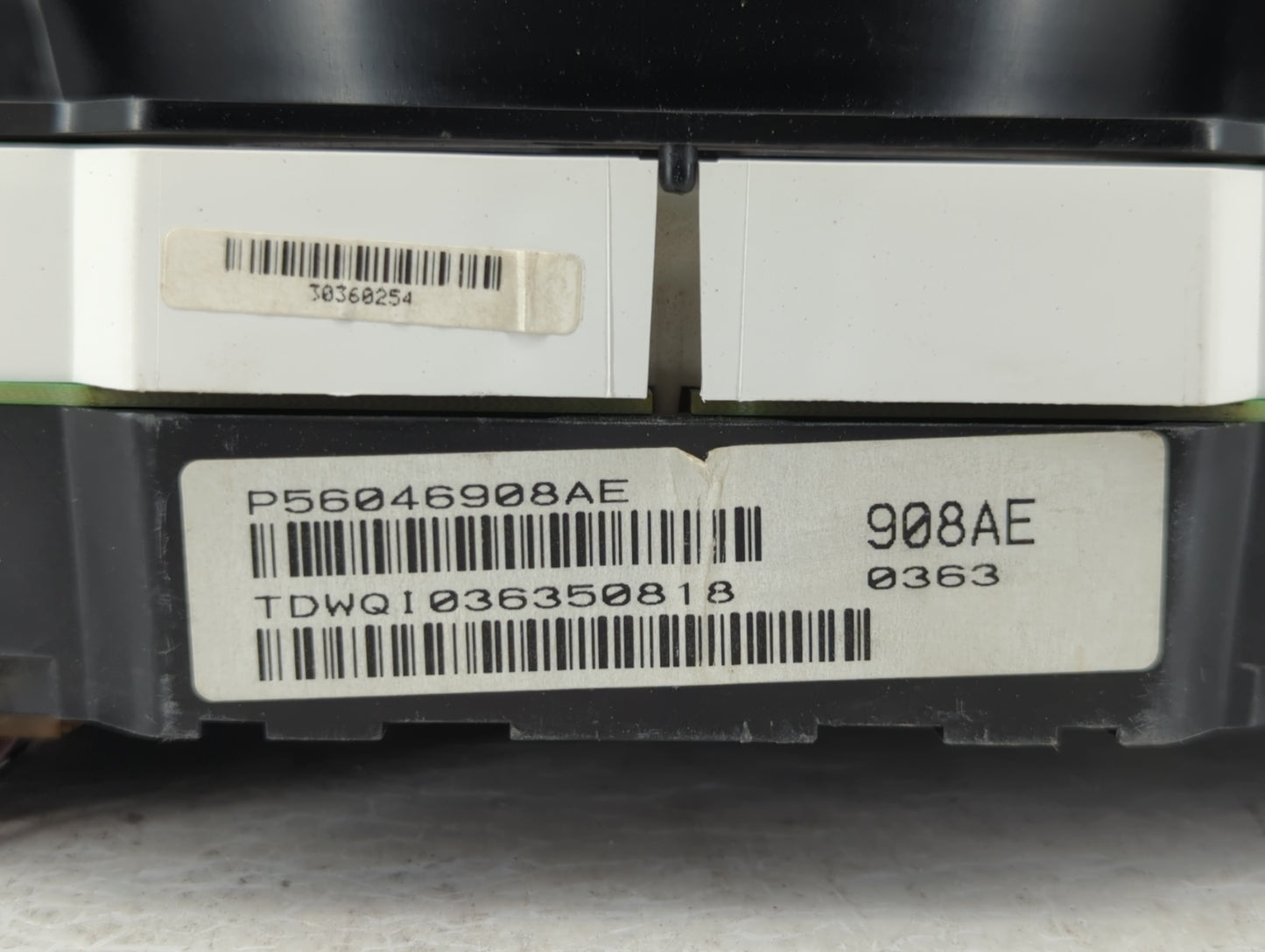 2011-2014 Dodge Avenger Instrument Cluster Speedometer Gauges P/N:P56046908AE Fits Fits 2011 2012 2013 2014 OEM Used Auto Pa