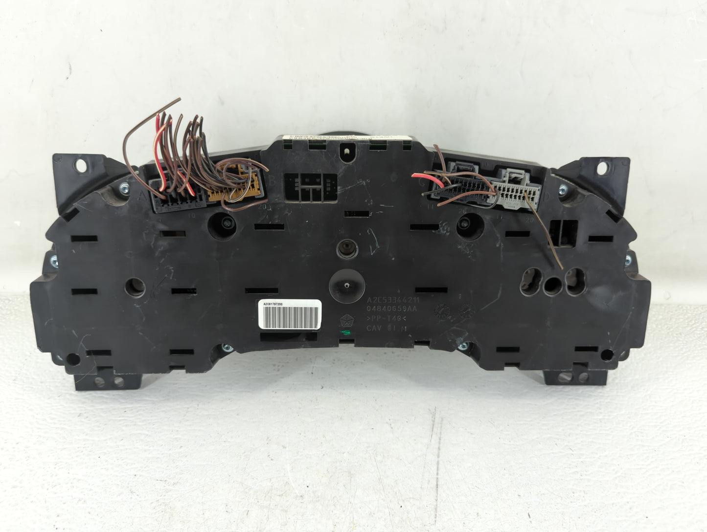 2011-2014 Dodge Avenger Instrument Cluster Speedometer Gauges P/N:P56046513AH Fits Fits 2011 2012 2013 2014 OEM Used Auto Pa