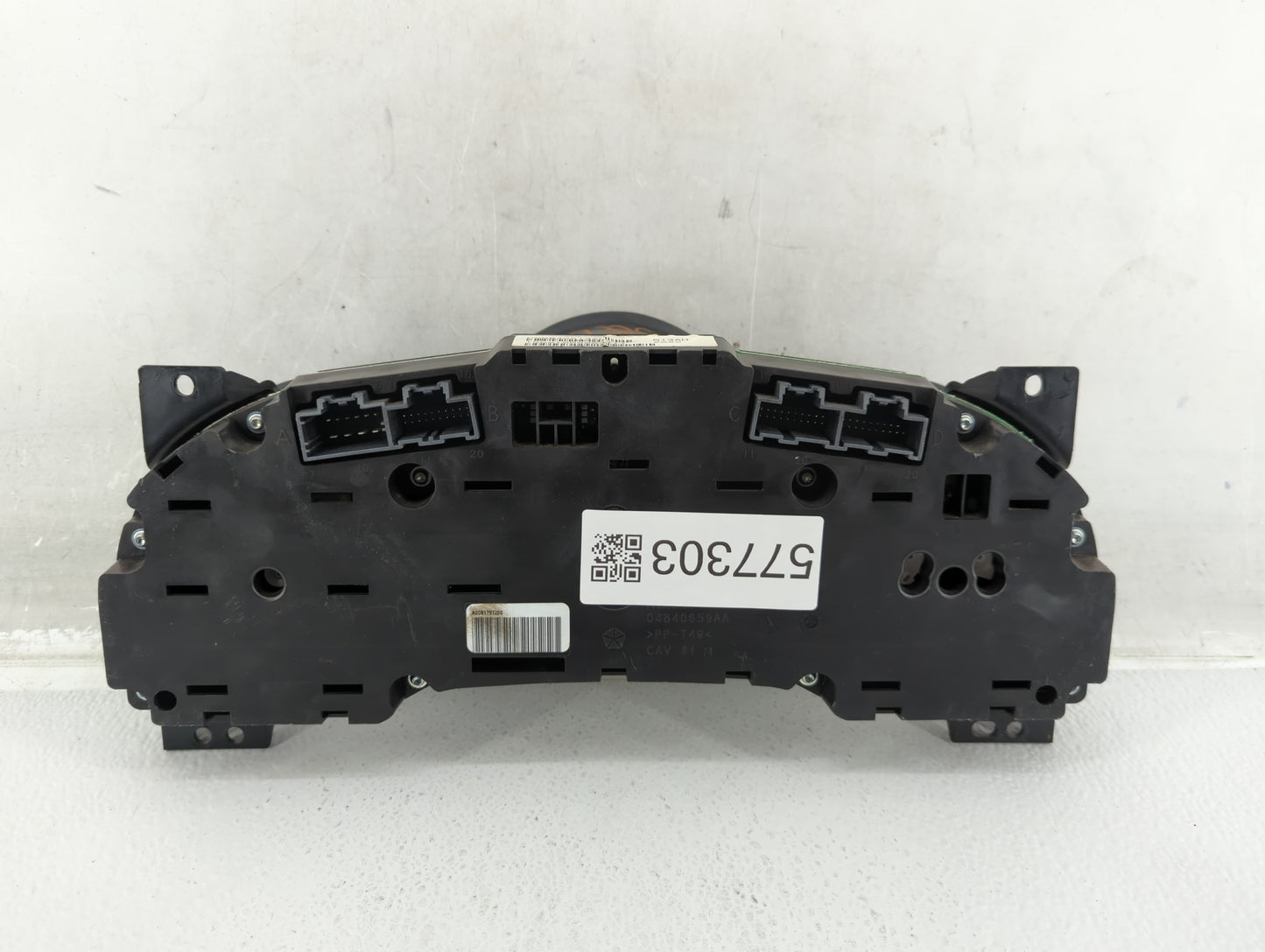 2011-2014 Dodge Avenger Instrument Cluster Speedometer Gauges P/N:P56046513AH Fits Fits 2011 2012 2013 2014 OEM Used Auto Pa