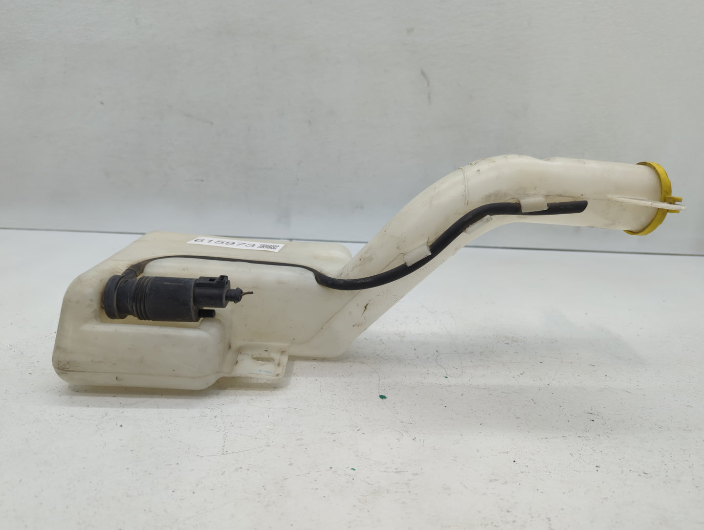 2011-2014 Dodge Avenger Windshield Washer Fluid Reservoir Bottle Oem - Oemusedautoparts1.com