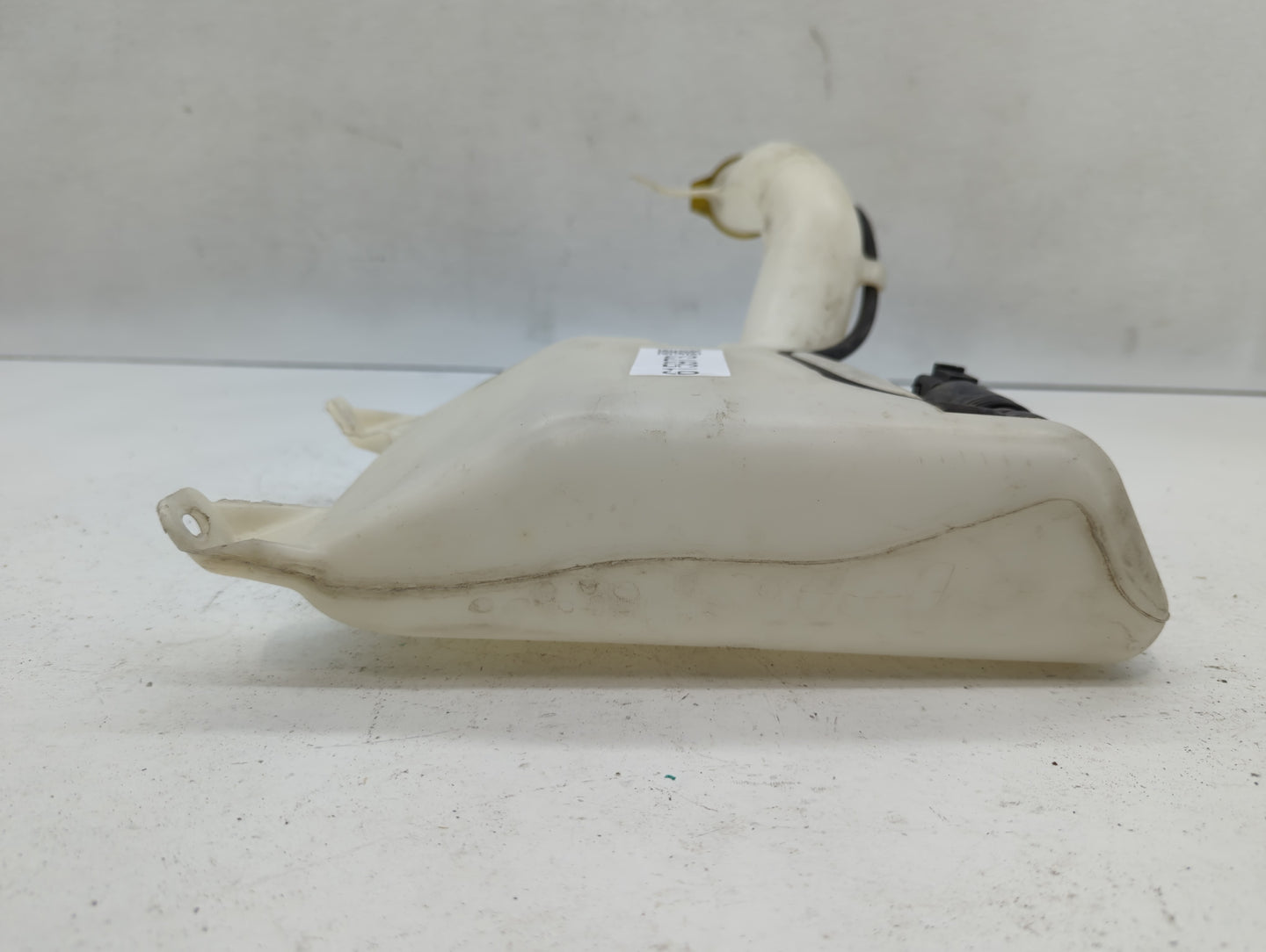 2011-2014 Dodge Avenger Windshield Washer Fluid Reservoir Bottle Oem - Oemusedautoparts1.com