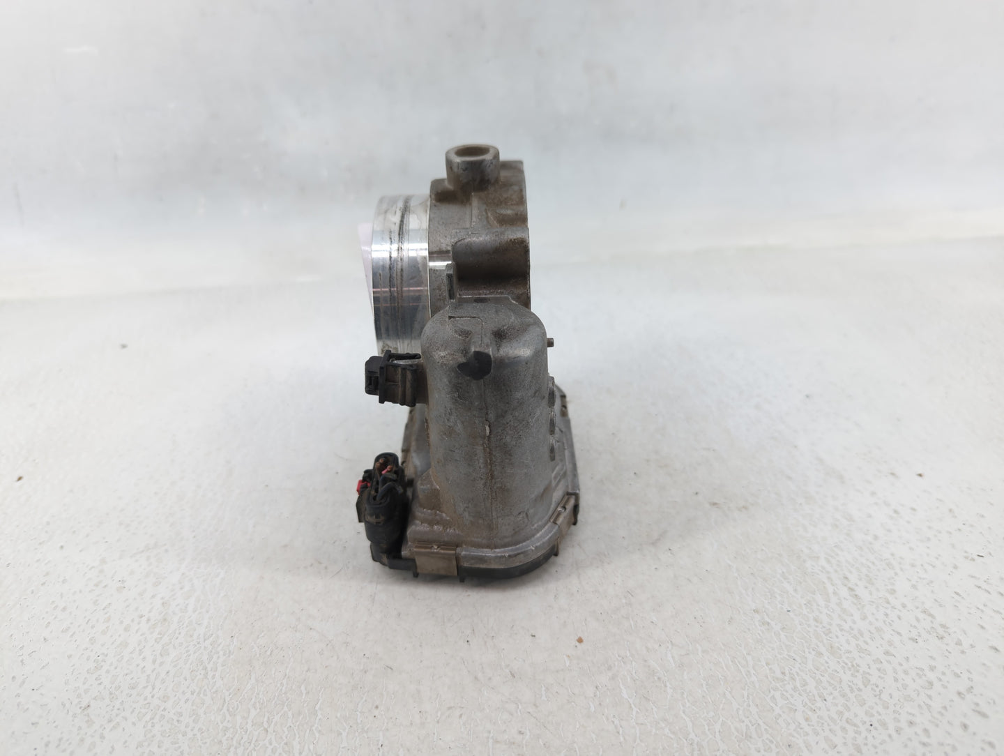 2011-2014 Dodge Avenger Throttle Body P/N:05184349AC 0 280 750 570 Fits OEM Used Auto Parts - Oemusedautoparts1.com