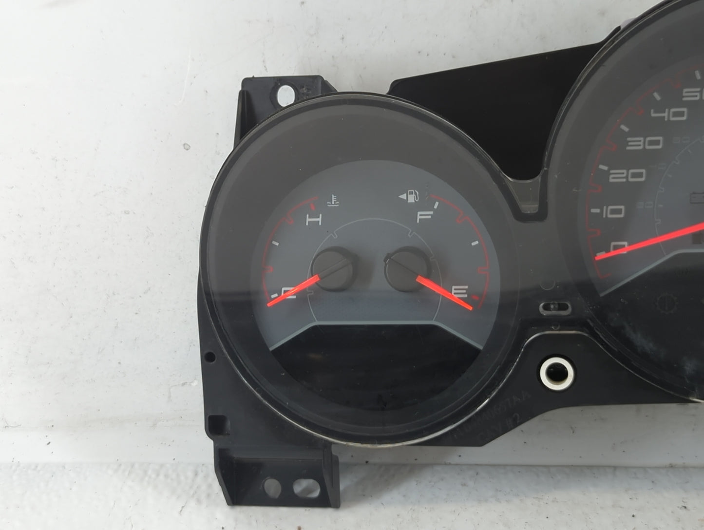 2011-2014 Dodge Avenger Instrument Cluster Speedometer Gauges P/N:P56046511AH Fits Fits 2011 2012 2013 2014 OEM Used Auto Pa