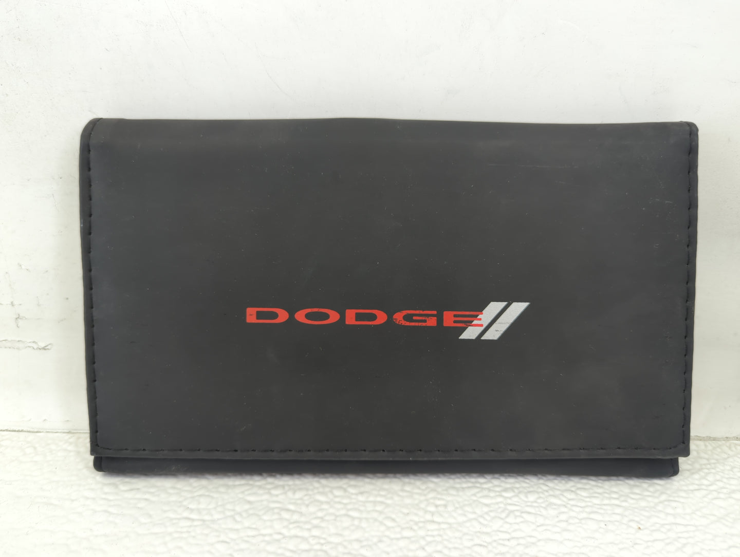 2013 Dodge Avenger Owners Manual Book Guide P/N:13041-926-AA OEM Used Auto Parts - Oemusedautoparts1.com