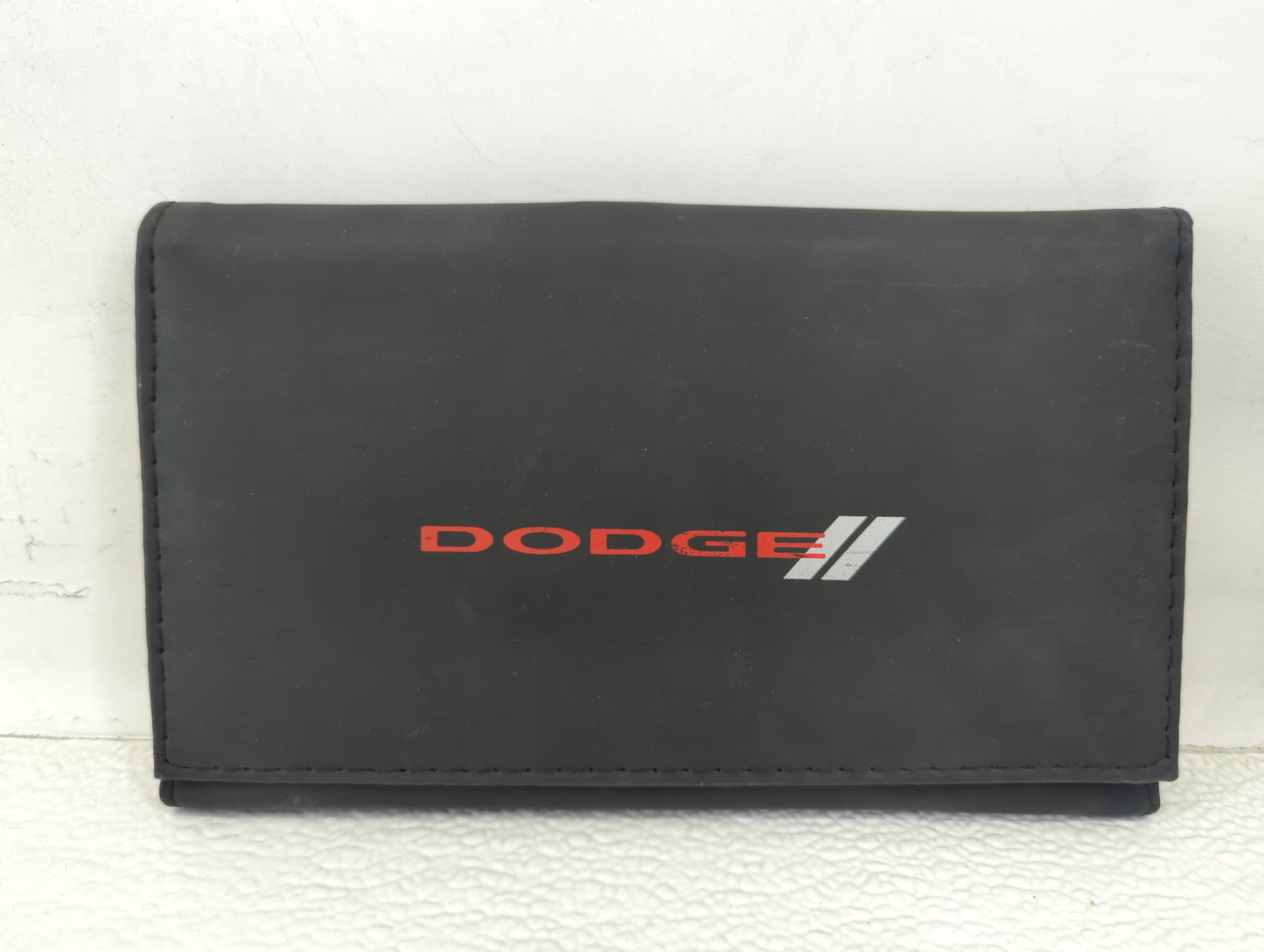2013 Dodge Avenger Owners Manual Book Guide P/N:13041-926-AA OEM Used Auto Parts - Oemusedautoparts1.com