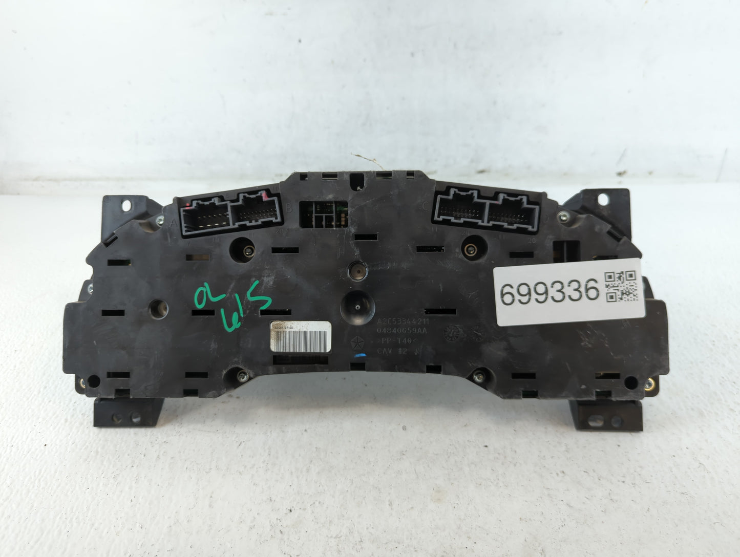 2011-2014 Dodge Avenger Instrument Cluster Speedometer Gauges P/N:A2C81797100 Fits Fits 2011 2012 2013 2014 OEM Used Auto Pa