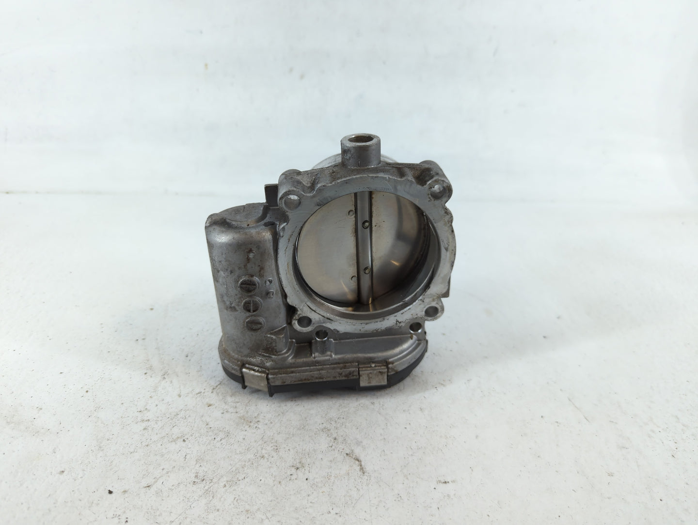2011-2014 Dodge Avenger Throttle Body P/N:0 280 750 570 05184349AC Fits OEM Used Auto Parts - Oemusedautoparts1.com