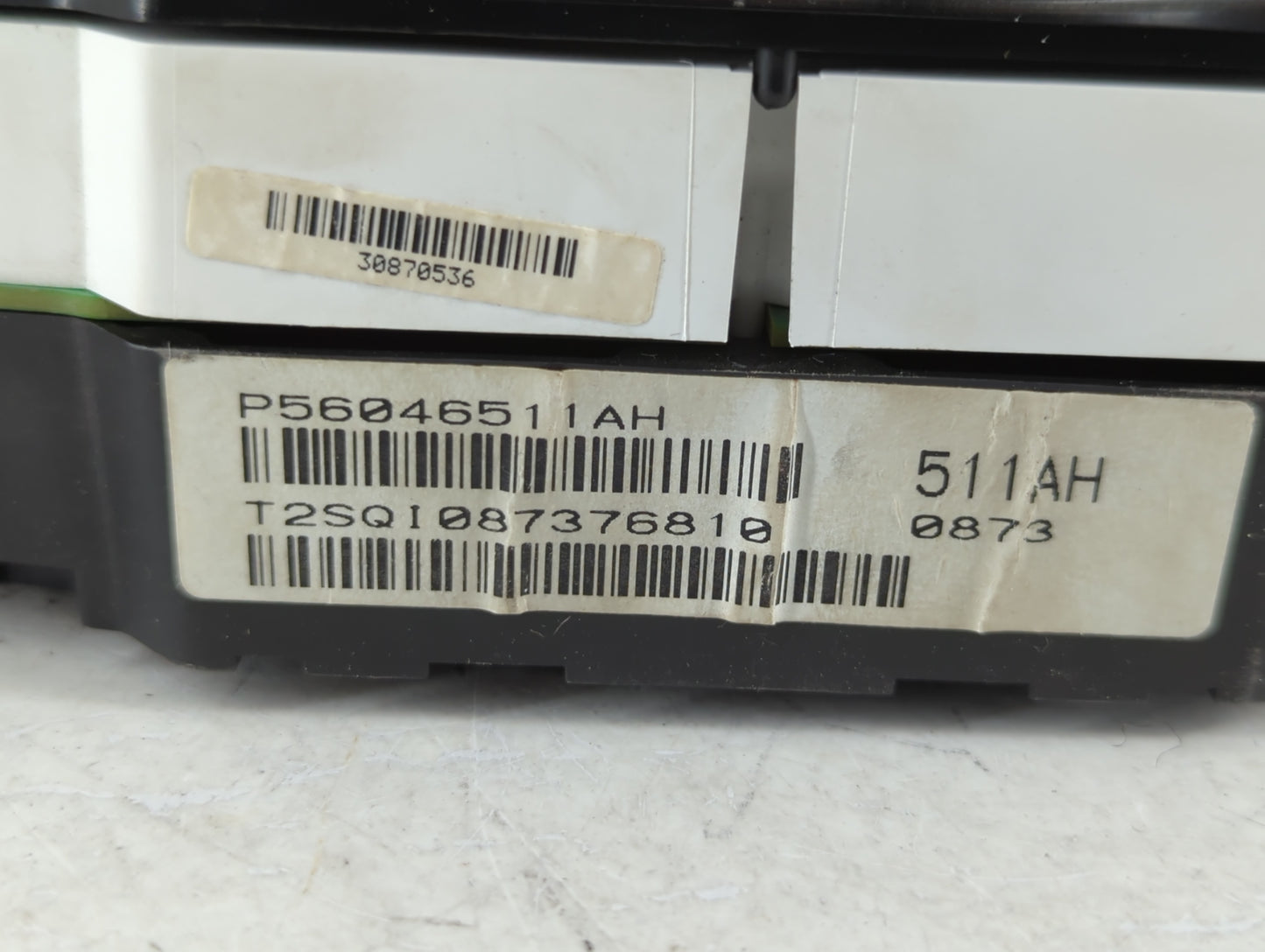 2011-2014 Dodge Avenger Instrument Cluster Speedometer Gauges P/N:P56046511AH Fits Fits 2011 2012 2013 2014 OEM Used Auto Pa