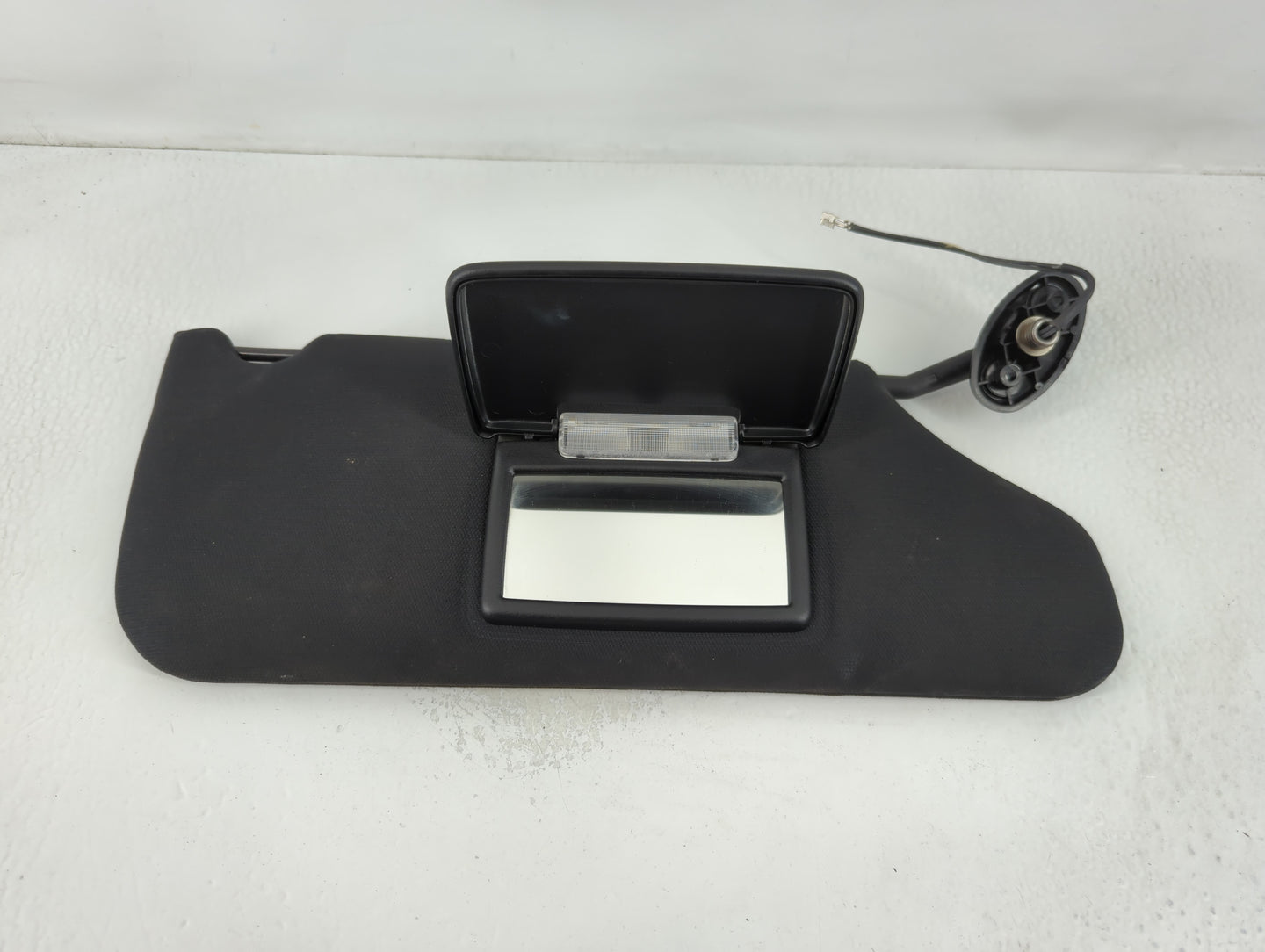 2011-2014 Dodge Avenger Sun Visor Shade Replacement Driver Left Mirror Fits Fits 2011 2012 2013 2014 OEM Used Auto Parts - O