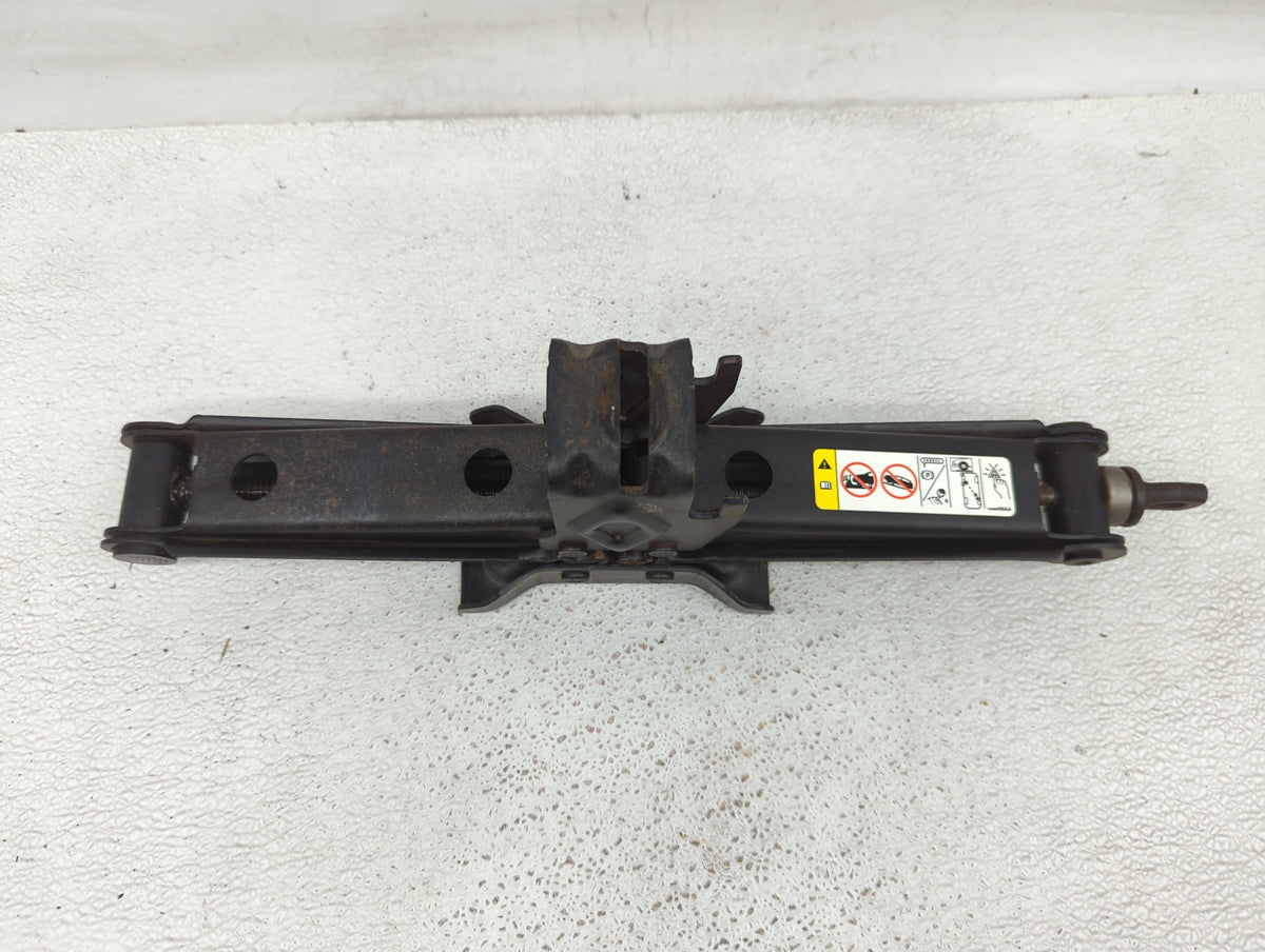2013 Dodge Avenger Front Jackshaft Black - Oemusedautoparts1.com