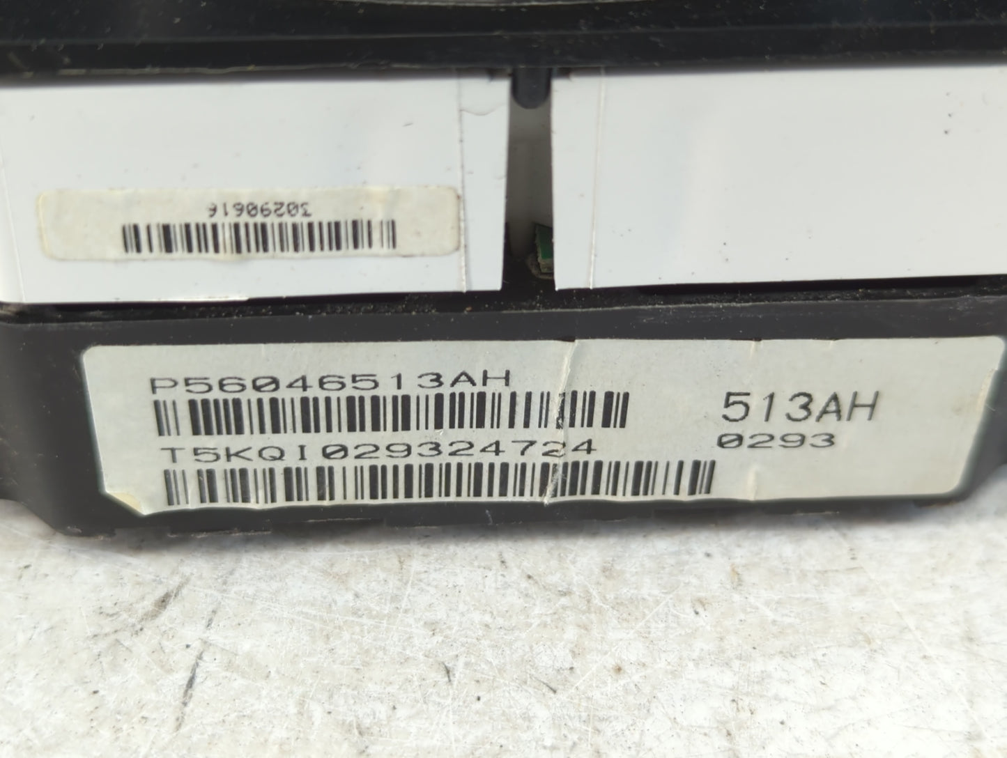 2011-2014 Dodge Avenger Instrument Cluster Speedometer Gauges P/N:P56046513AH Fits Fits 2011 2012 2013 2014 OEM Used Auto Pa