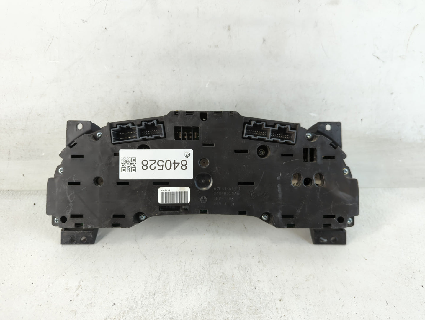 2011-2014 Dodge Avenger Instrument Cluster Speedometer Gauges P/N:P56046513AH Fits Fits 2011 2012 2013 2014 OEM Used Auto Pa