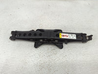 2013 Dodge Avenger Spare Scissor Car Jack Black 848601 - Oemusedautoparts1.com