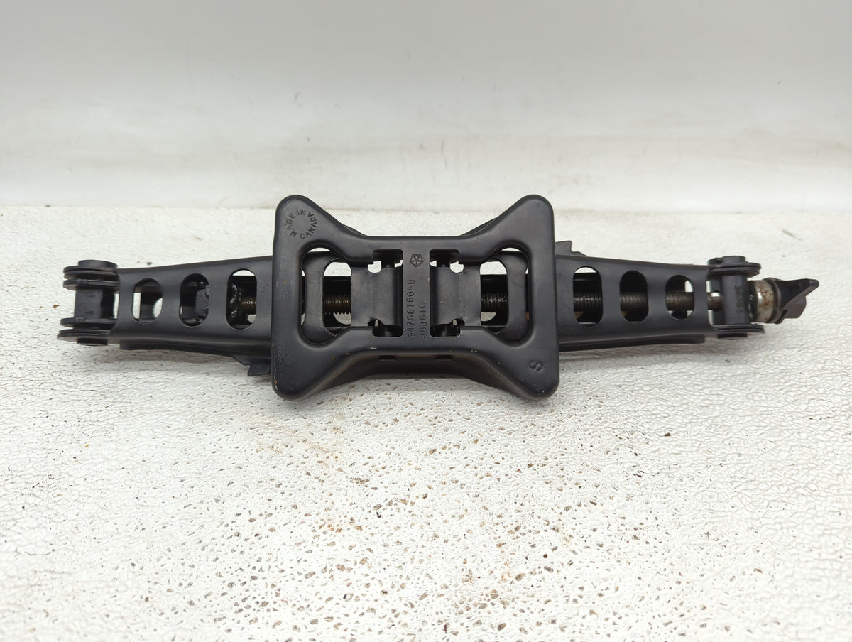 2013 Dodge Avenger Spare Scissor Car Jack Black 848601 - Oemusedautoparts1.com