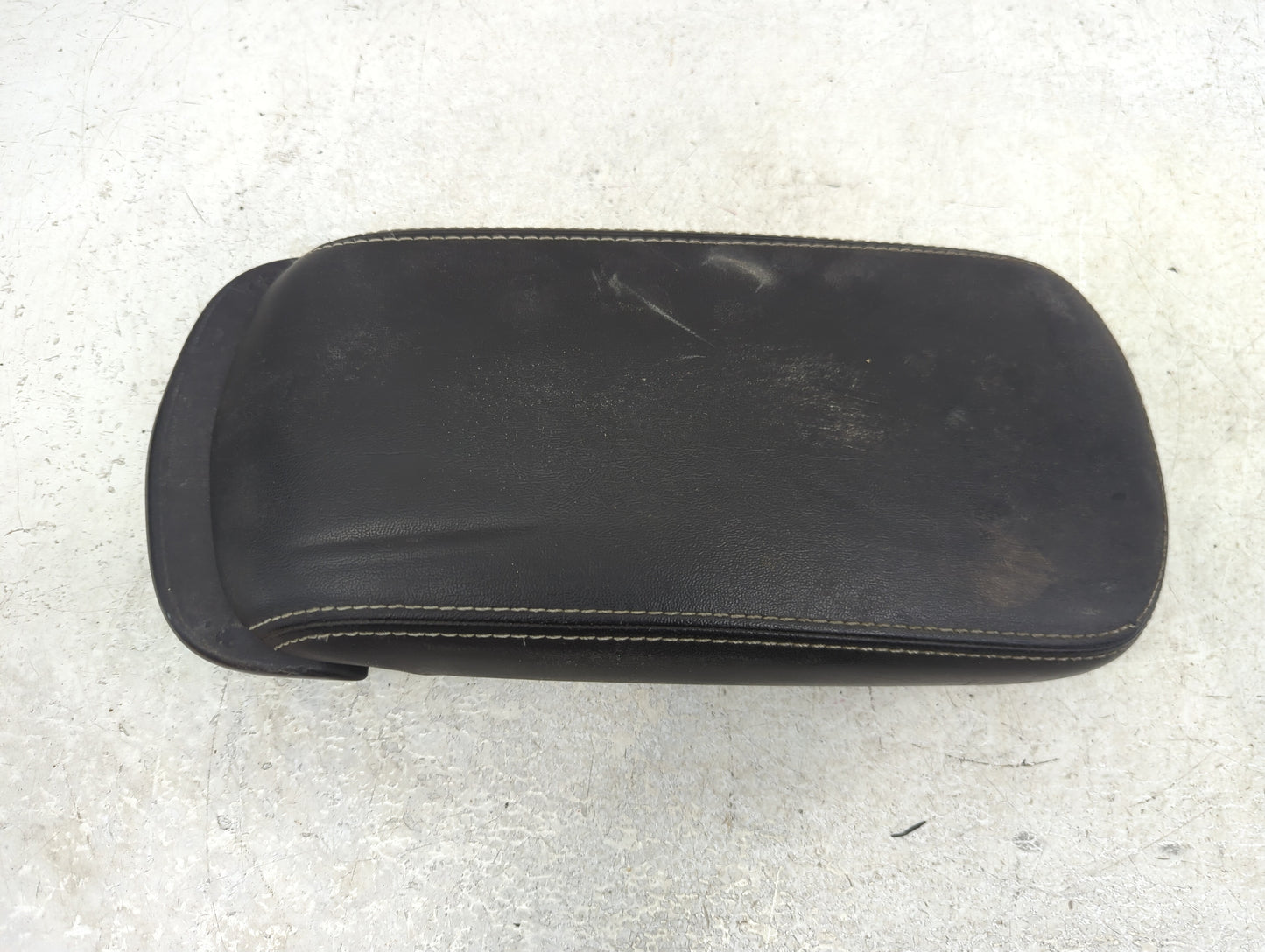 2011-2014 Dodge Avenger Center Console Armrest Cover Lid Fits Fits 2011 2012 2013 2014 OEM Used Auto Parts - Oemusedautopart