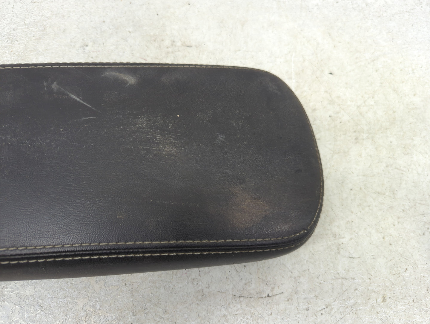 2011-2014 Dodge Avenger Center Console Armrest Cover Lid Fits Fits 2011 2012 2013 2014 OEM Used Auto Parts - Oemusedautopart