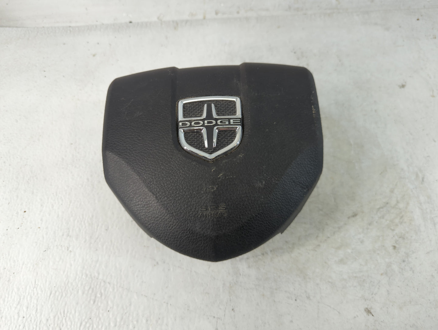 2011-2014 Dodge Avenger Air Bag Driver Left Steering Wheel Mounted P/N:P1TV57DX9AD Fits Fits 2011 2012 2013 2014 OEM Used Au