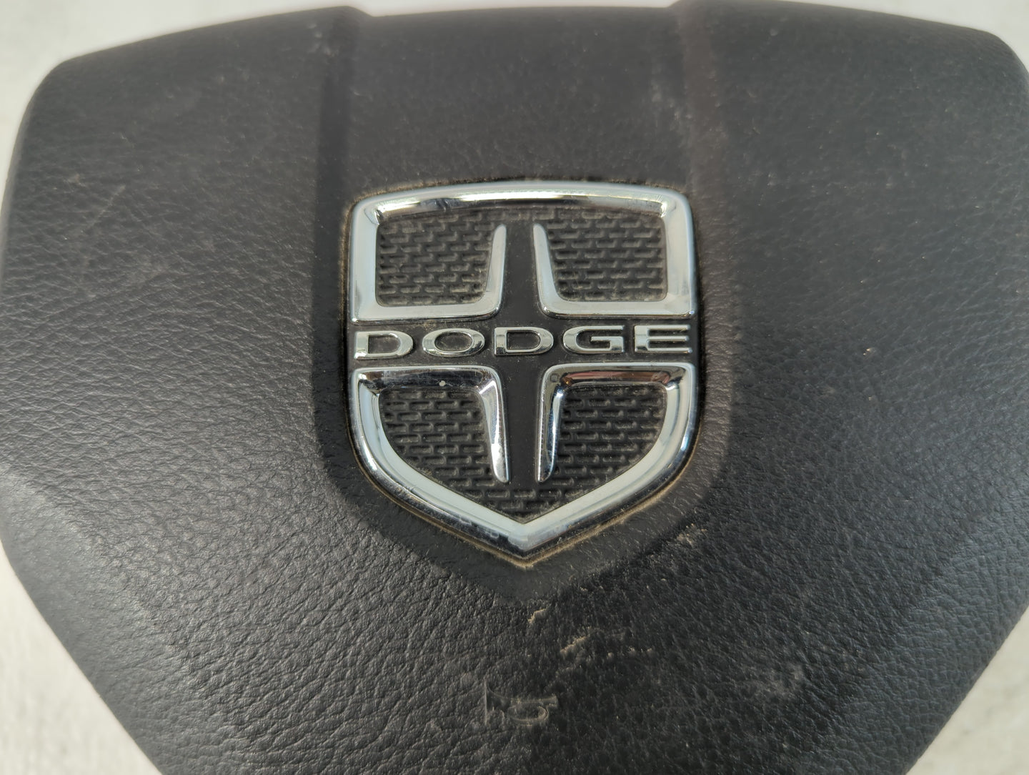 2011-2014 Dodge Avenger Air Bag Driver Left Steering Wheel Mounted P/N:P1TV57DX9AD Fits Fits 2011 2012 2013 2014 OEM Used Au