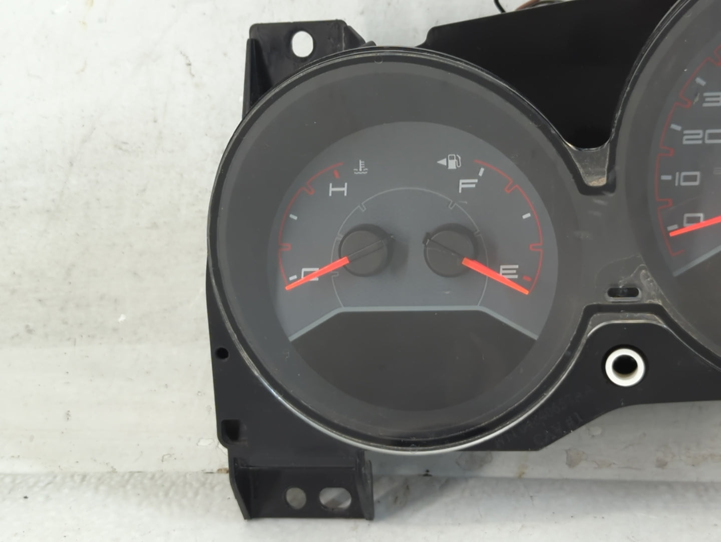 2011-2014 Dodge Avenger Instrument Cluster Speedometer Gauges P/N:P56046511AH Fits Fits 2011 2012 2013 2014 OEM Used Auto Pa