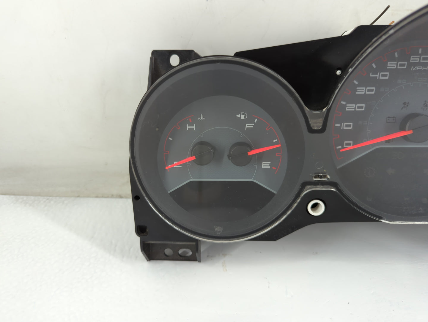 2011-2014 Dodge Avenger Instrument Cluster Speedometer Gauges P/N:P56046511AH Fits Fits 2011 2012 2013 2014 OEM Used Auto Pa