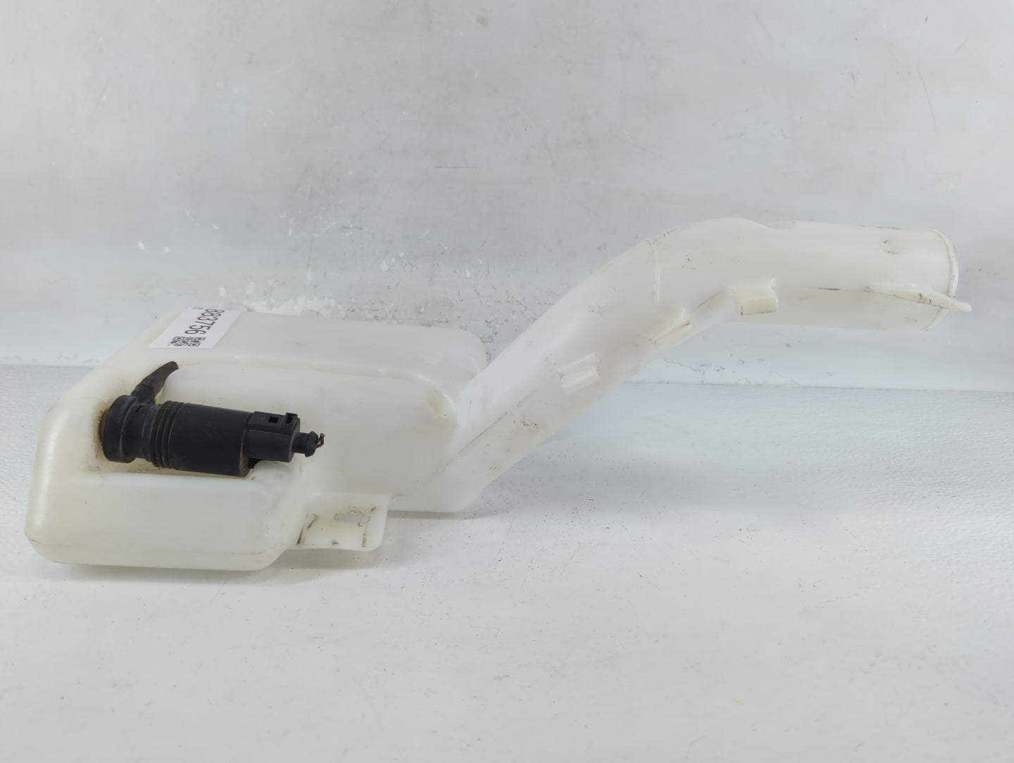 2011-2014 Dodge Avenger Windshield Washer Fluid Reservoir Bottle Oem - Oemusedautoparts1.com