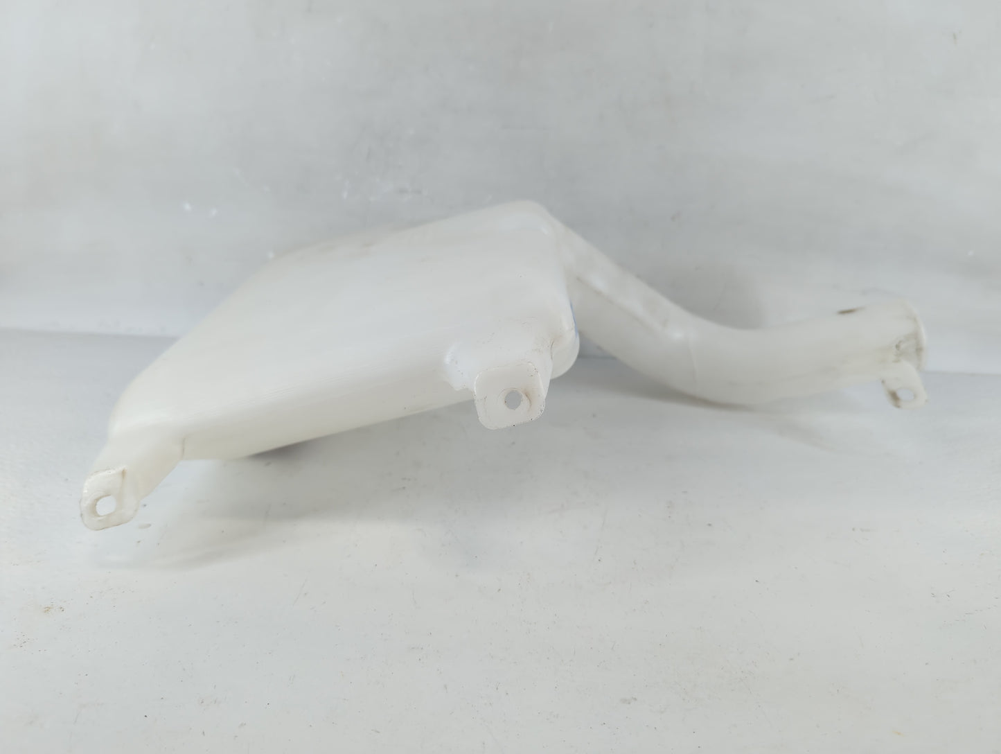 2011-2014 Dodge Avenger Windshield Washer Fluid Reservoir Bottle Oem - Oemusedautoparts1.com