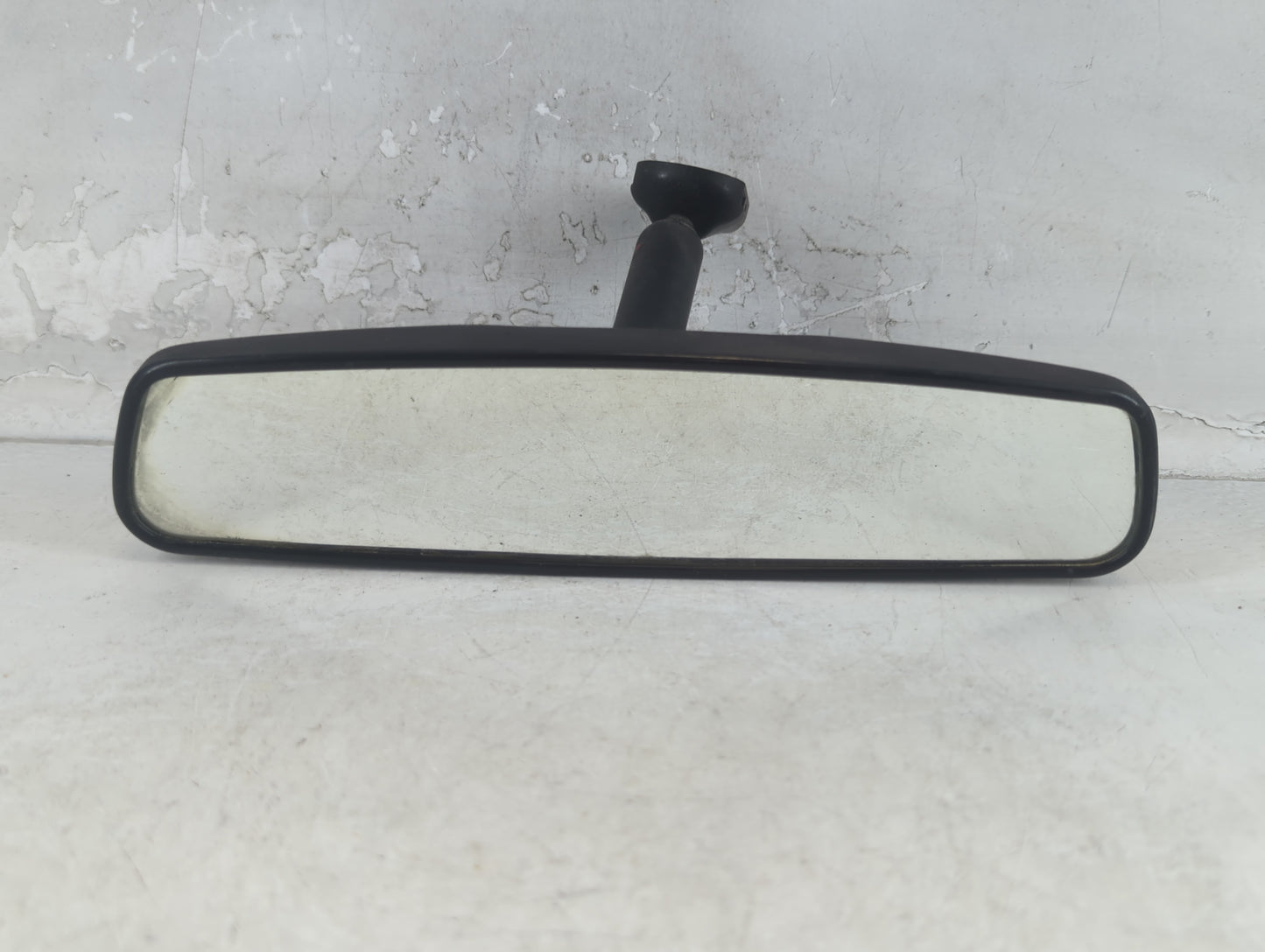2013 Dodge Caravan Interior Rear View Mirror Replacement OEM P/N:E8011083 Fits OEM Used Auto Parts - Oemusedautoparts1.com