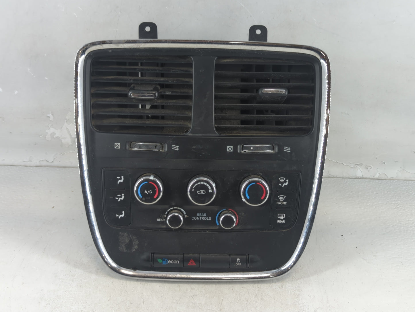 2013 Dodge Caravan Climate Control Module Temperature AC/Heater Replacement P/N:P55111240AF Fits OEM Used Auto Parts - Oemus